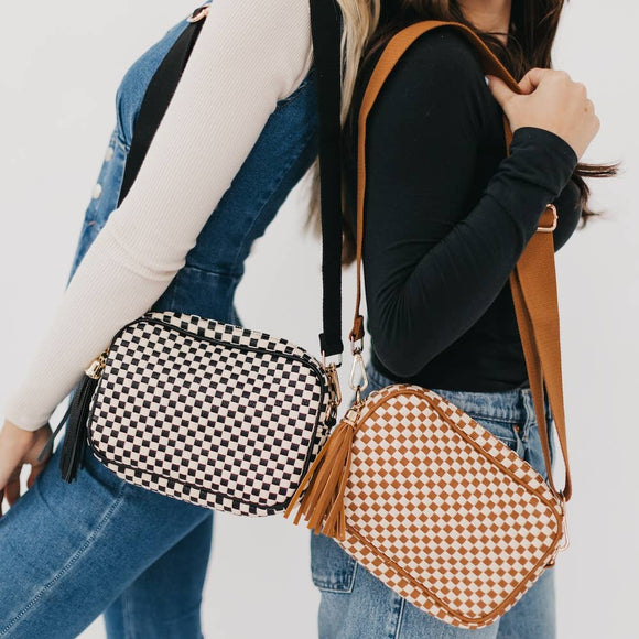 Woven Willow Camera Crossbody Bag: Checkered Brown