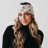 Western Wide Twist Knit Headband: Light Gray