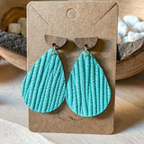 Beeautiful earrings 🐝