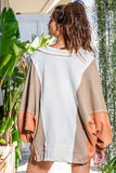 T2087 Oversized Spread Collared V-Neck Contrast Top: S-M-L (2-2-2) / CREAM/TAUPE/SALMON