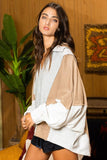 T2087 Oversized Spread Collared V-Neck Contrast Top: S-M-L (2-2-2) / CREAM/TAUPE/SALMON