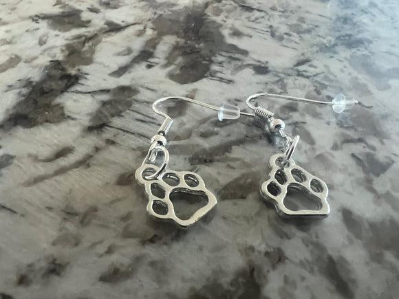 paw prints