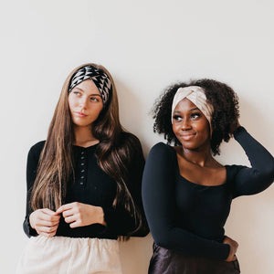 Western Wide Twist Knit Headband: Black/Cream