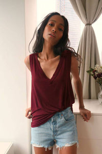 V NECK LOOSE SLEEVELESS SUMMER TOP