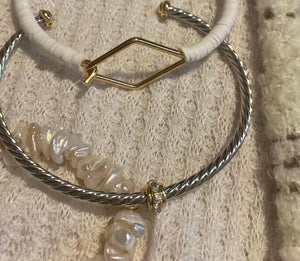 Tatum twisted cuff