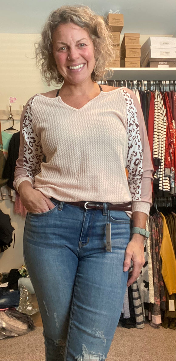 Waffle knit leopard sleeve top